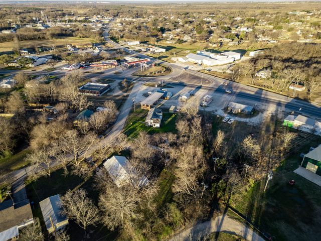 214 N Preston Street, Whitney, TX 76692