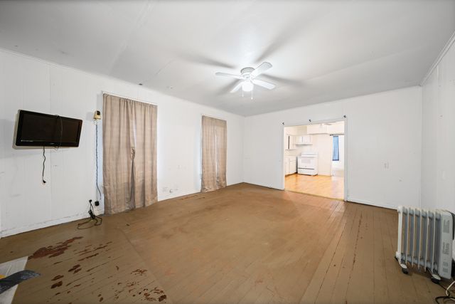 214 N Preston Street, Whitney, TX 76692