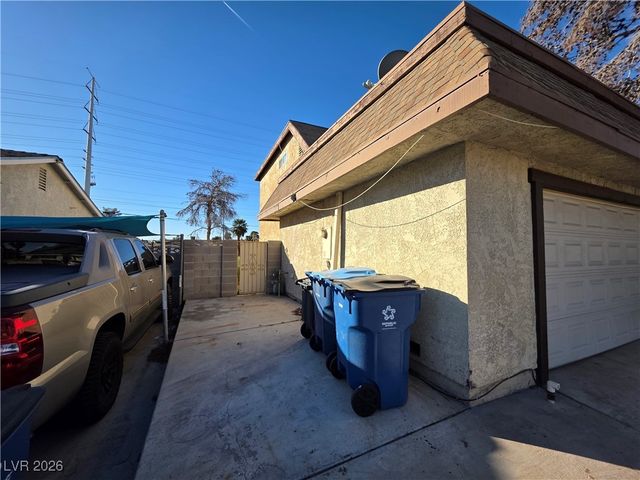 7275 Bridgeview Avenue, Las Vegas, NV 89147
