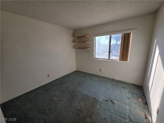 7275 Bridgeview Avenue, Las Vegas, NV 89147