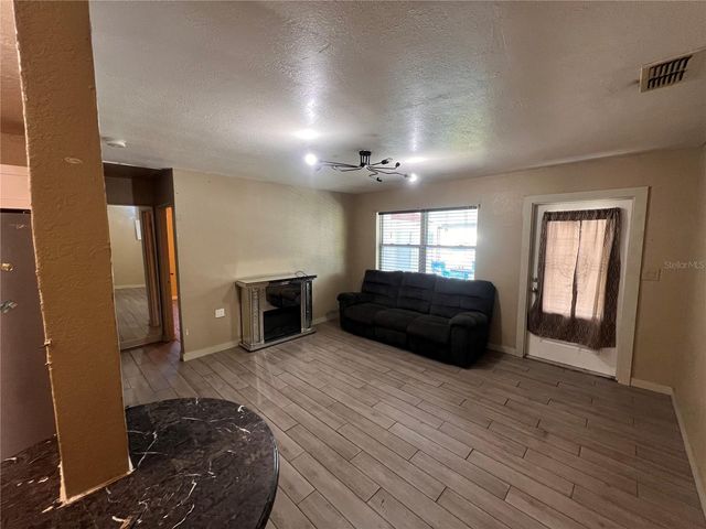 1724 RILEY AVENUE, Orlando, FL 32805