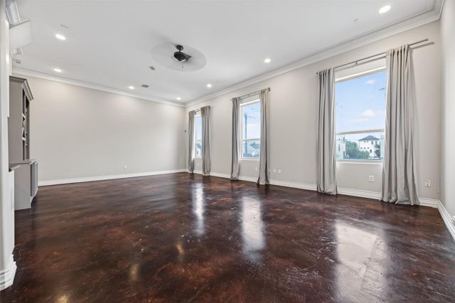 5801 Winsome Lane 202, Houston, TX 77057