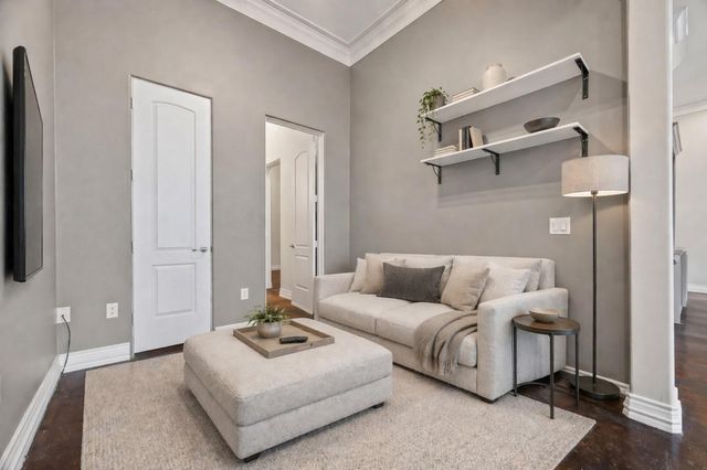 5801 Winsome Lane 202, Houston, TX 77057