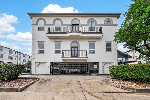 5801 Winsome Lane 202, Houston, TX 77057