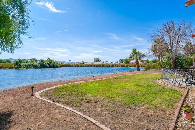 1878 E Fairway Bend, Fort Mohave, AZ 86426