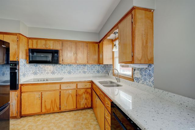 4562 W County Road 400 N, Richland, IN 47634