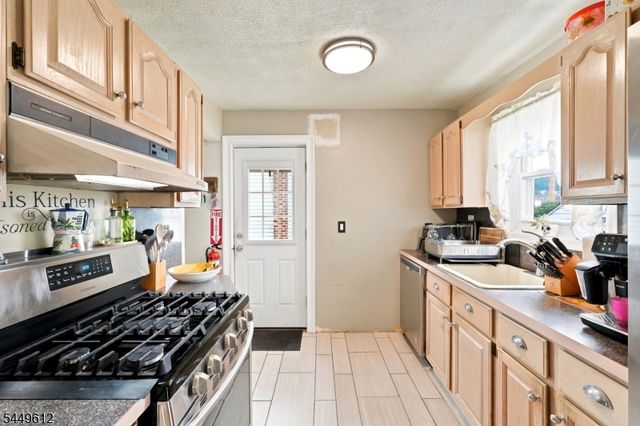202 Lenox, Paterson City, NJ 07502