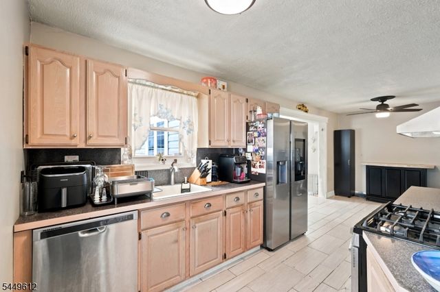 202 Lenox, Paterson City, NJ 07502