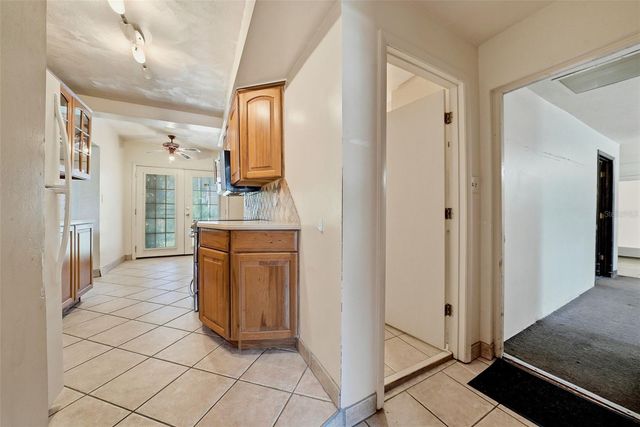3133 BAY LANE, Clearwater, FL 33759