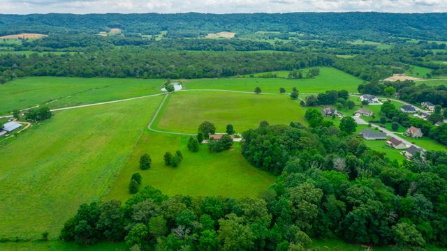 10245 Snow Hill Road, Ooltewah, TN 37363