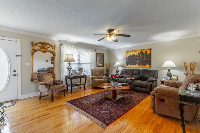 10245 Snow Hill Road, Ooltewah, TN 37363