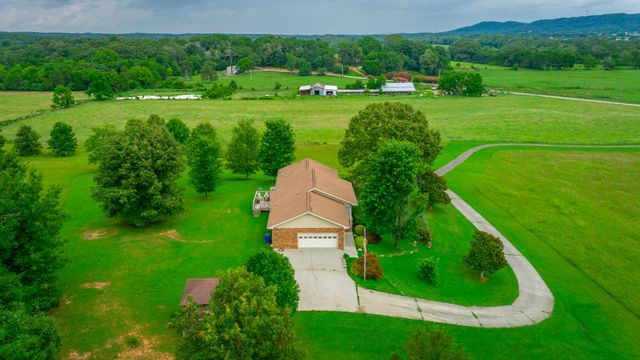 10245 Snow Hill Road, Ooltewah, TN 37363