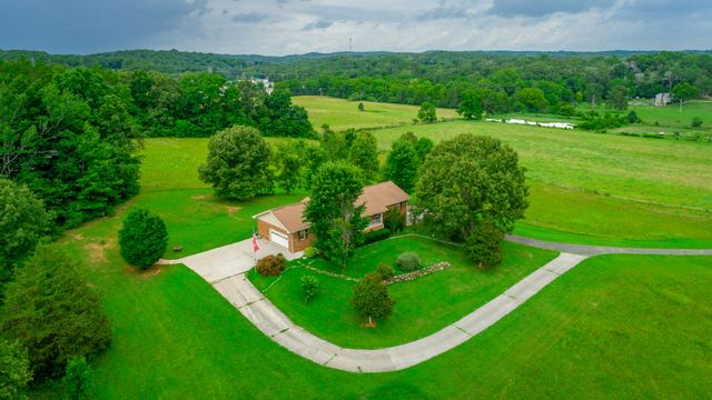 10245 Snow Hill Road, Ooltewah, TN 37363
