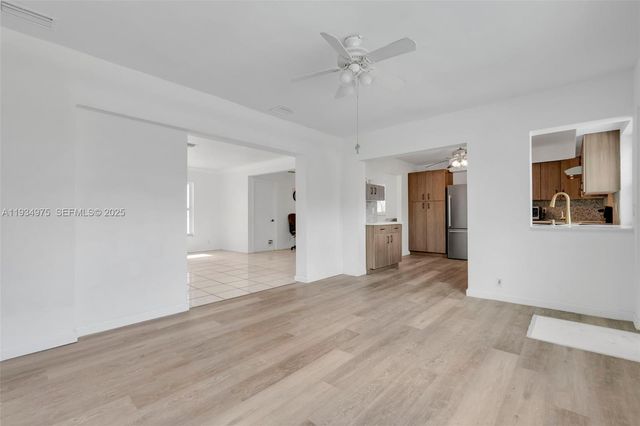 6945 NW 8th Ct, Margate, FL 33063