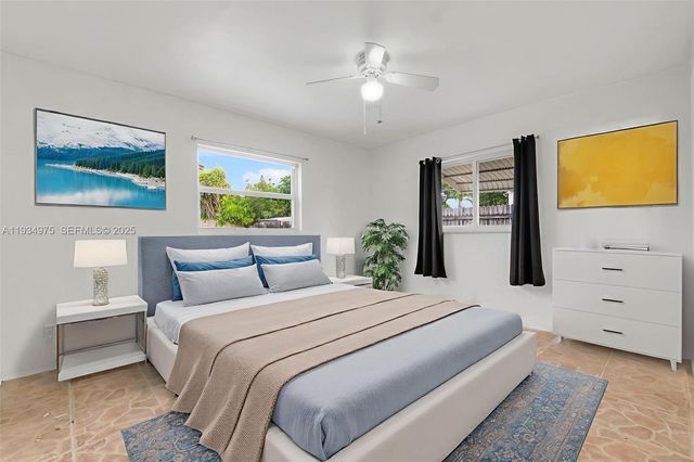 6945 NW 8th Ct, Margate, FL 33063