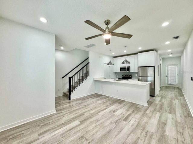 2108 E 22ND AVENUE 3, Tampa, FL 33605