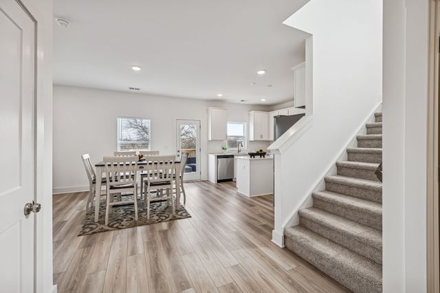 113 Model Ct, Columbia, TN 38401