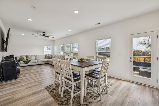 113 Model Ct, Columbia, TN 38401