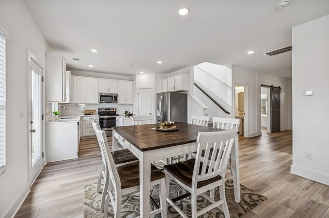 113 Model Ct, Columbia, TN 38401