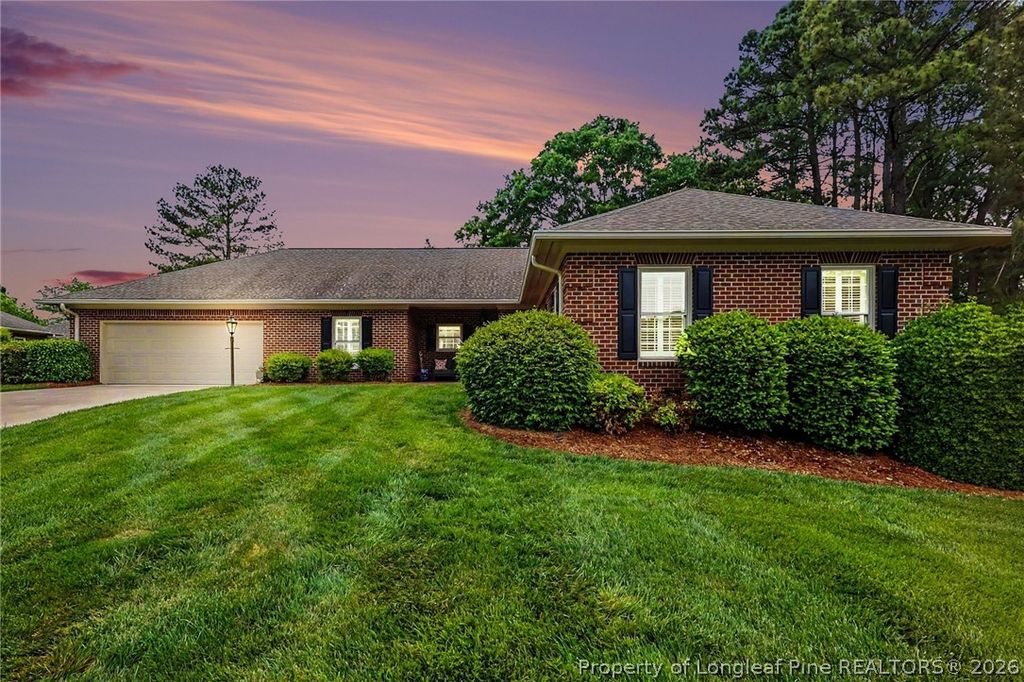 1004 Wentworth Court, Sanford, NC 27330 — photo 2