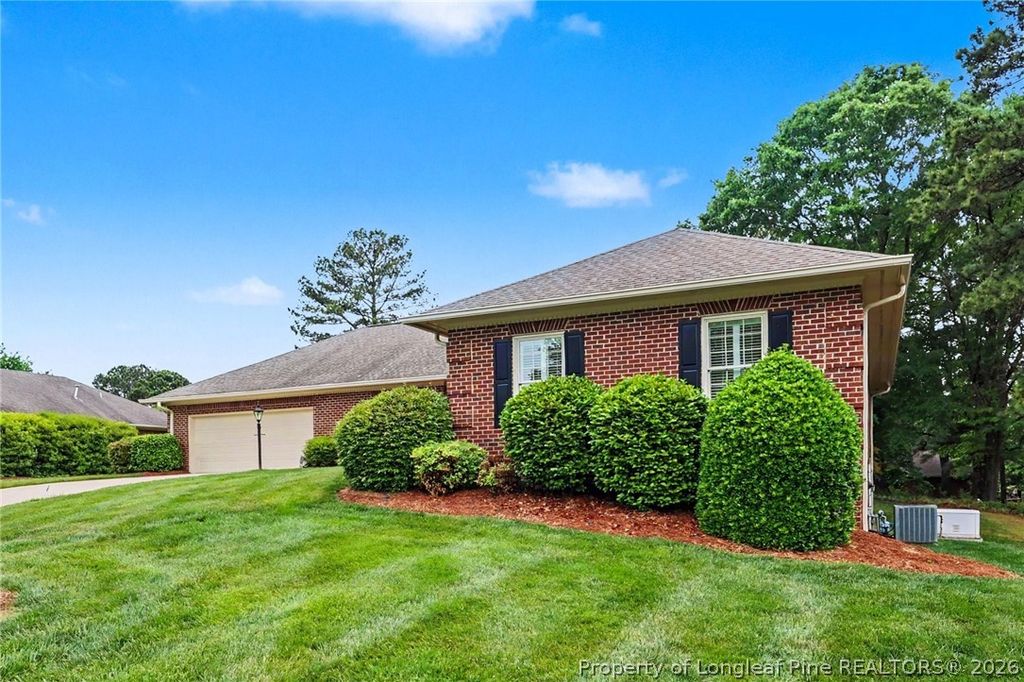1004 Wentworth Court, Sanford, NC 27330 — photo 3