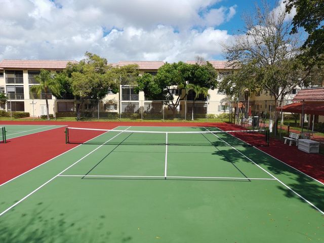 259 S Cypress Road 506, Pompano Beach, FL 33060