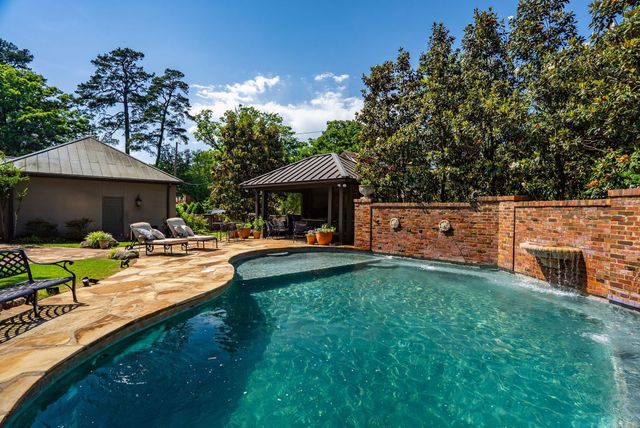 1 Armistead Road, Little Rock, AR 72207