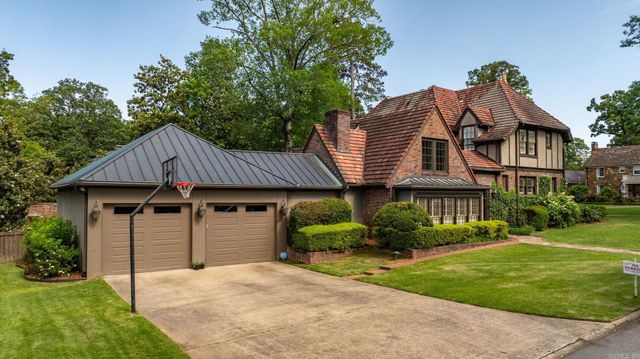 1 Armistead Road, Little Rock, AR 72207