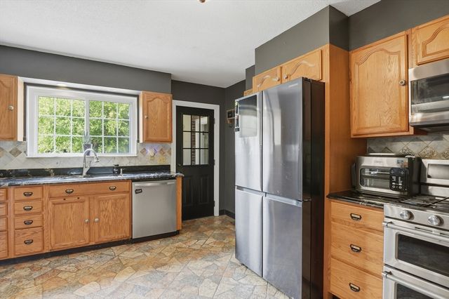2055 Allen Street, Springfield, MA 01118