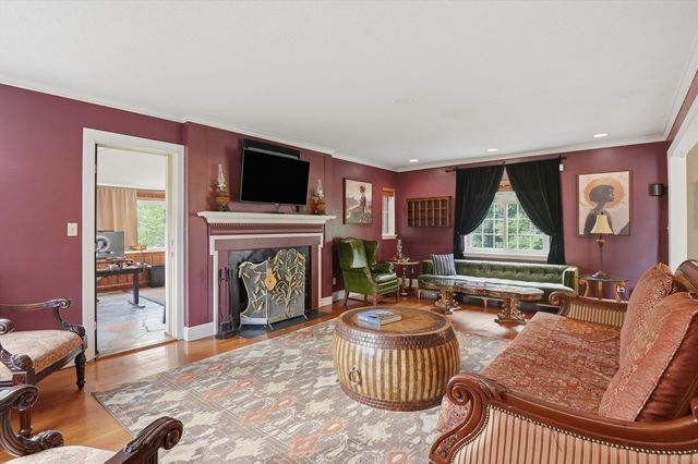2055 Allen Street, Springfield, MA 01118