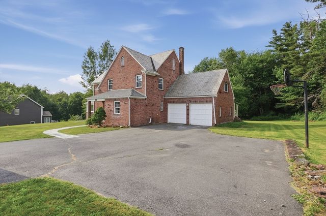 2055 Allen Street, Springfield, MA 01118
