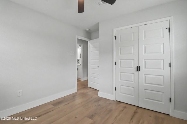 200 Beverly Drive, Ocean Springs, MS 39564