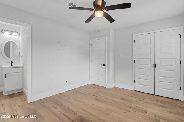 200 Beverly Drive, Ocean Springs, MS 39564