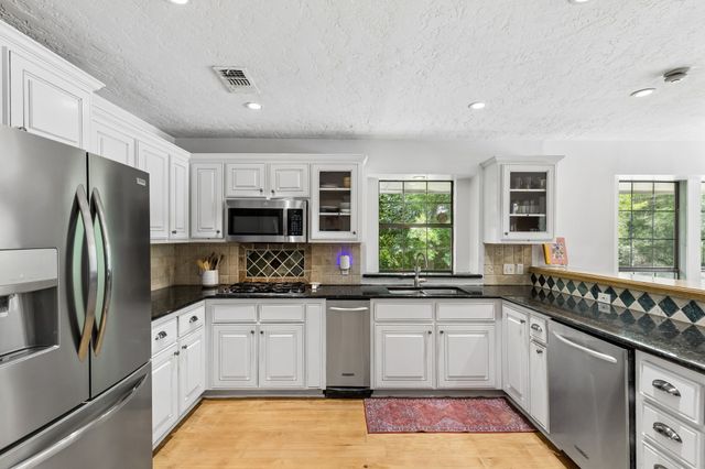 205 Balboa Street, Irving, TX 75062