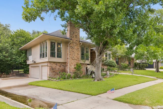205 Balboa Street, Irving, TX 75062