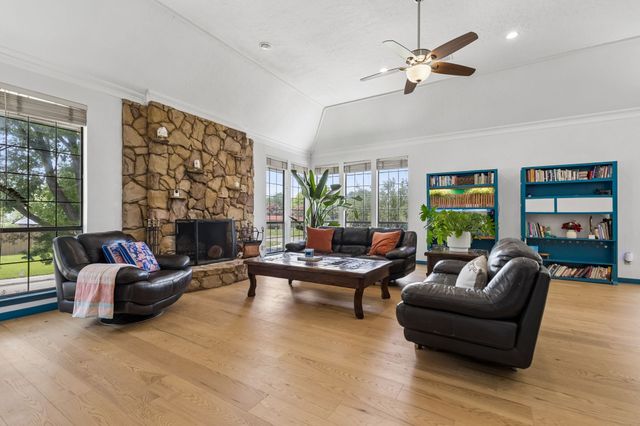205 Balboa Street, Irving, TX 75062