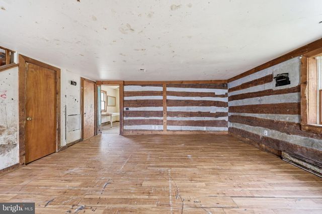 17016 SABILLASVILLE RD, Sabillasville, MD 21780