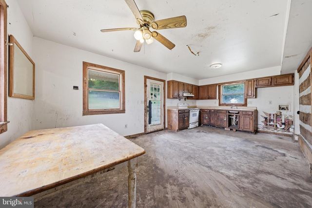 17016 SABILLASVILLE RD, Sabillasville, MD 21780