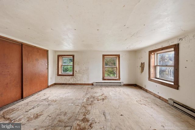 17016 SABILLASVILLE RD, Sabillasville, MD 21780