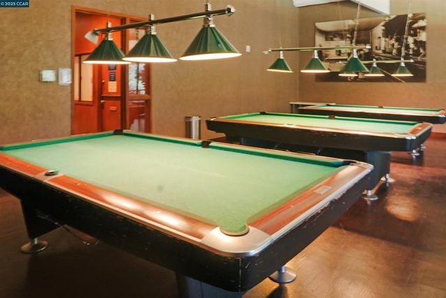 440 N Civic Dr 203, Walnut Creek, CA 94596