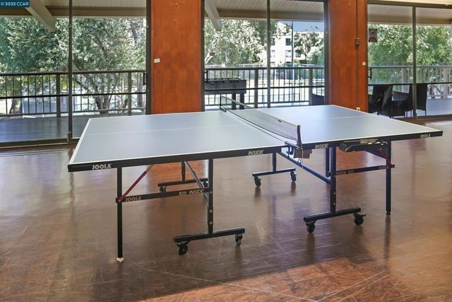 440 N Civic Dr 203, Walnut Creek, CA 94596