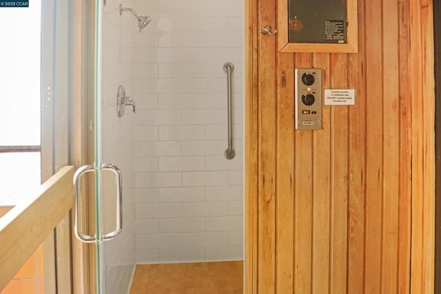 440 N Civic Dr 203, Walnut Creek, CA 94596