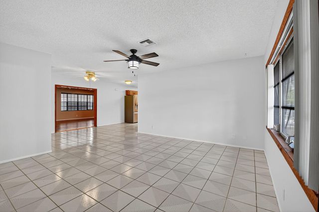 9180 Fountain Road, Lake Worth, FL 33467
