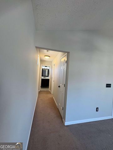 422 Royal Oak Drive, Acworth, GA 30102