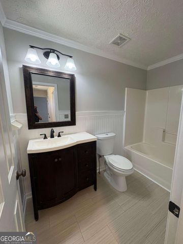 422 Royal Oak Drive, Acworth, GA 30102