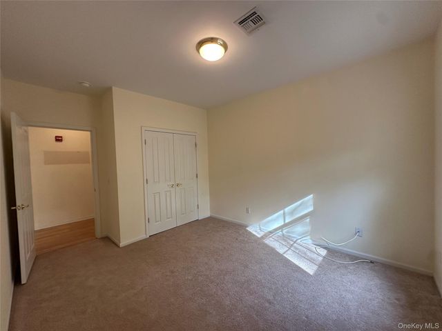 75 QUAKER Avenue 315, Cornwall, NY 12518