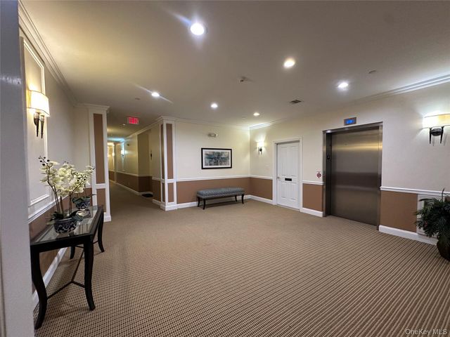 75 QUAKER Avenue 315, Cornwall, NY 12518