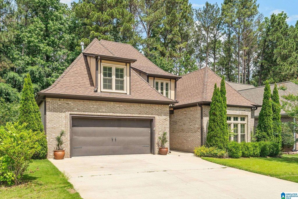 921 HADDINGTON DALE, Pelham, AL 35124