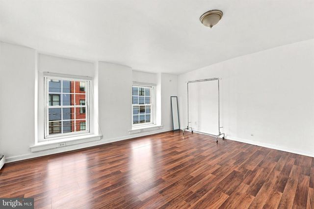 134 SHURS LN, Philadelphia, PA 19127