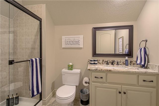 15925 King Street, Overland Park, KS 66221